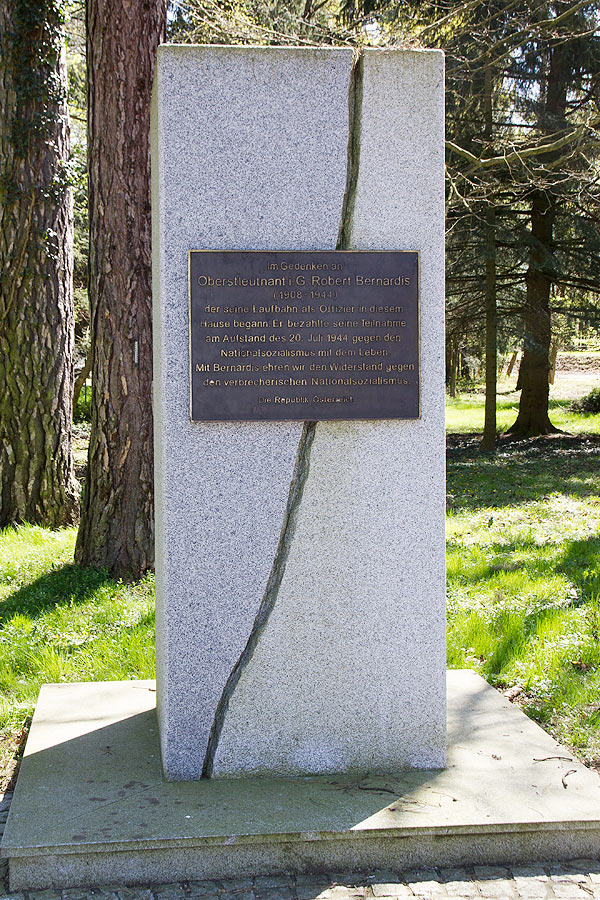 4470 Oberösterreich Towarek Schulkaserne Personenbezogenes Denkmal